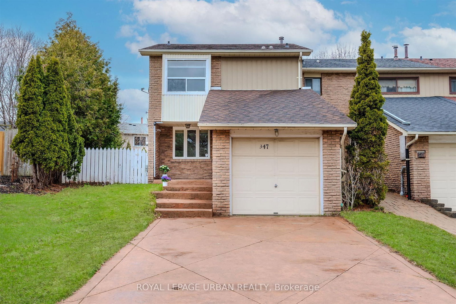 347 Braymore Boulevard - Photo 2