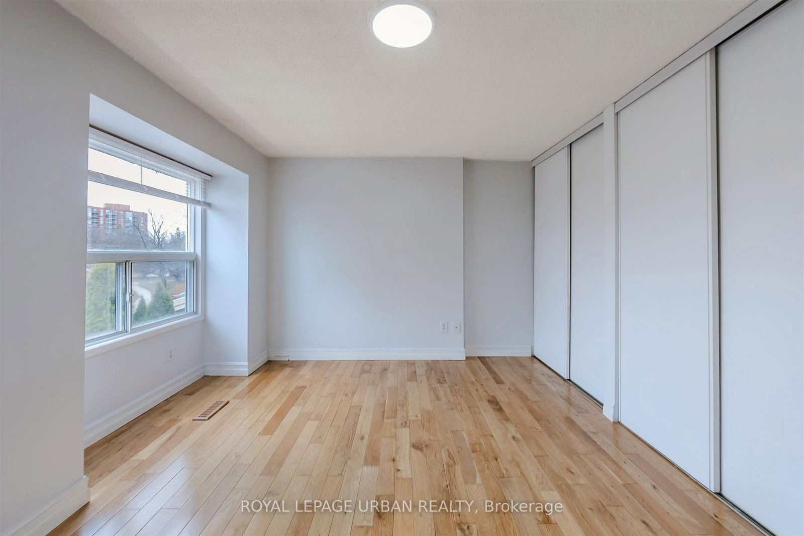 347 Braymore Boulevard - Photo 25