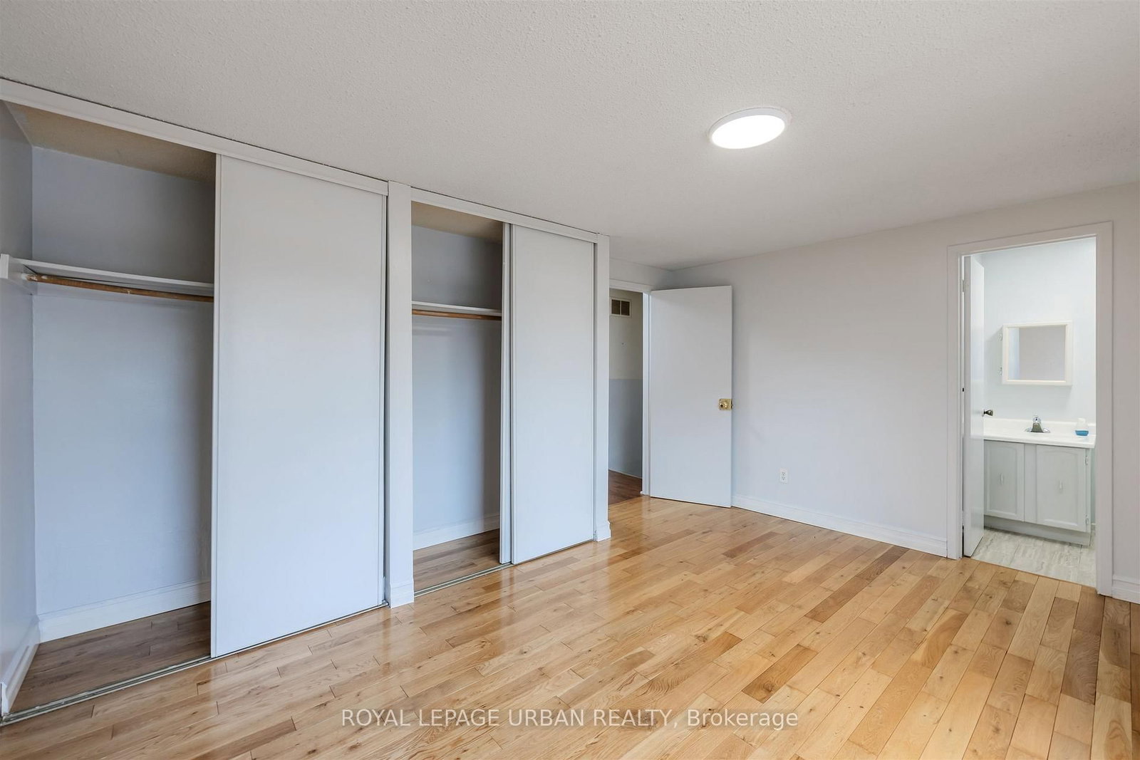 347 Braymore Boulevard - Photo 27