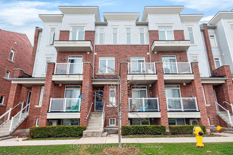 2578 William Jackson Dr, Pickering, L1X 0E5 | Image 2