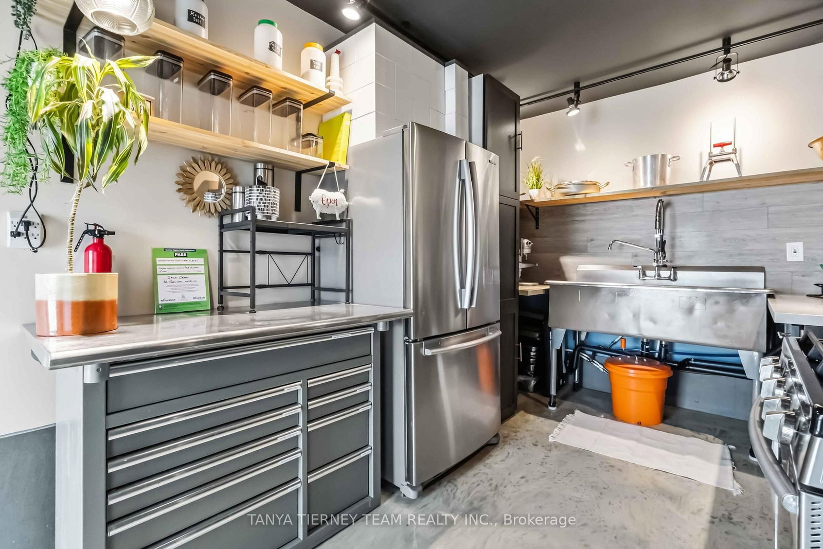 82 Tempo Way - Photo 43