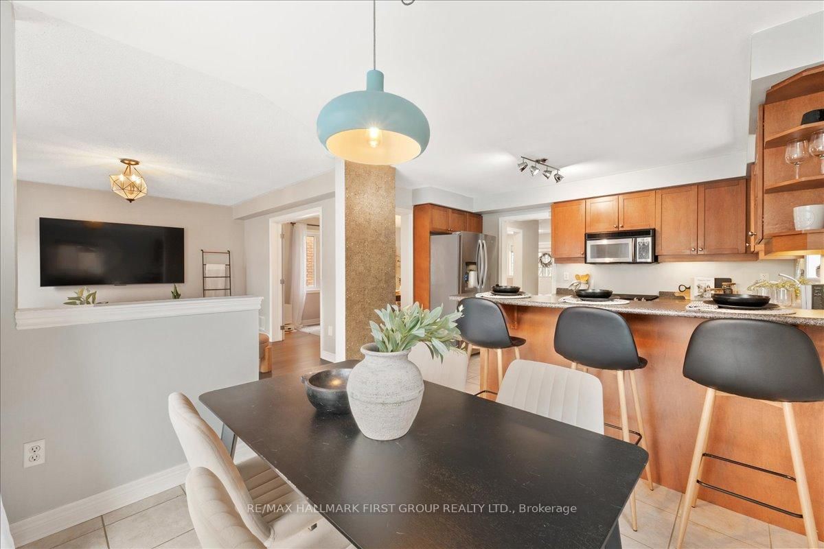 Detached House for sale at 63 Bridgid Drive, Whitby, Ontario, L1P 1V7 - Williamsburg - MLS: E13001282