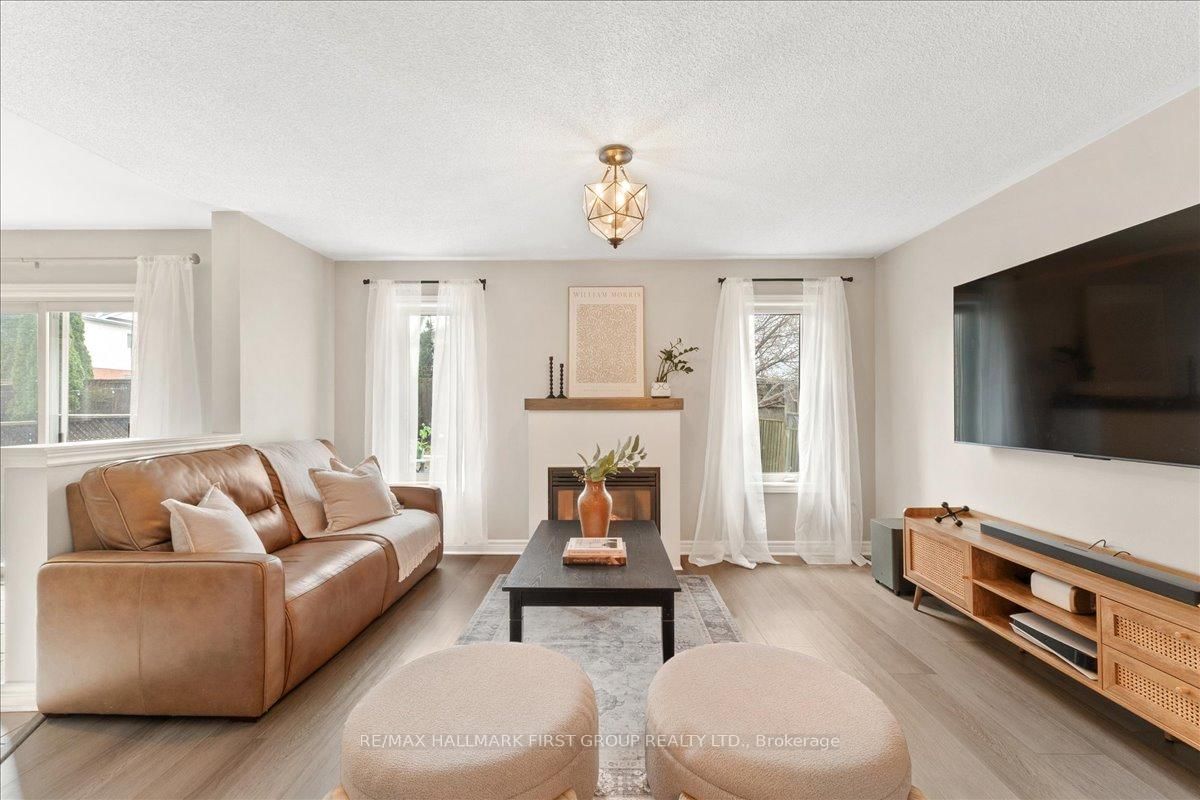 Detached House for sale at 63 Bridgid Drive, Whitby, Ontario, L1P 1V7 - Williamsburg - MLS: E13001282