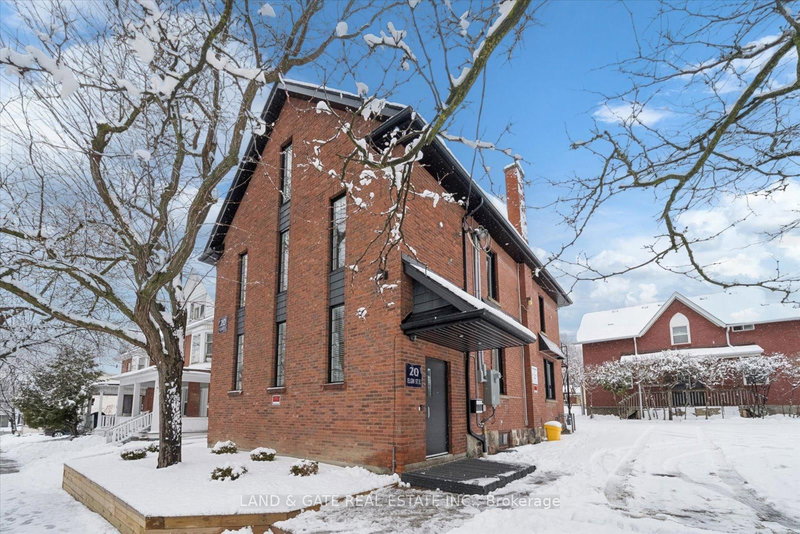 20 Elgin St E, Oshawa, L1G 1S8 | Image 3