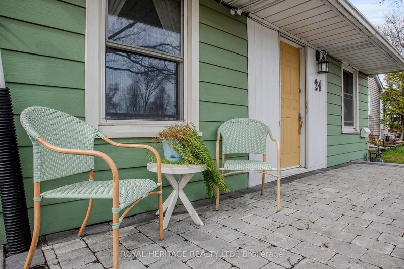 24 York St, Ajax, L1S 1S8 | Image 2