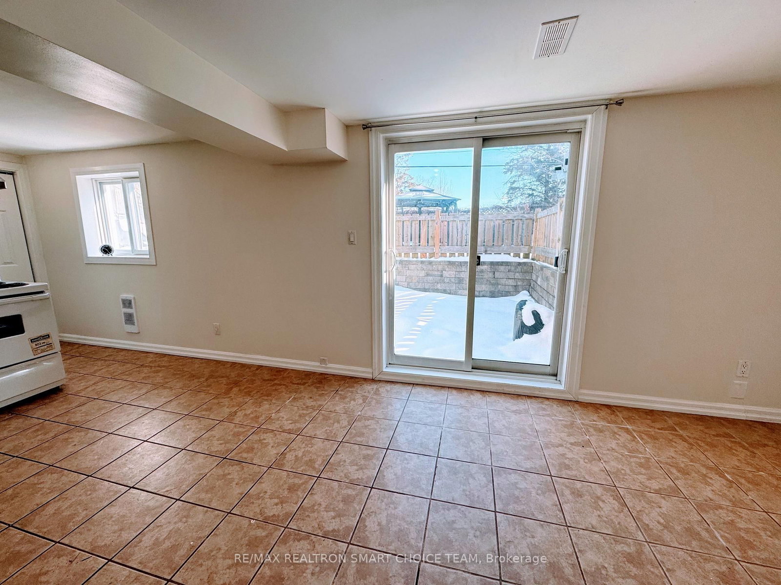45 Bryant Road, Unit Bsmt - Photo 9