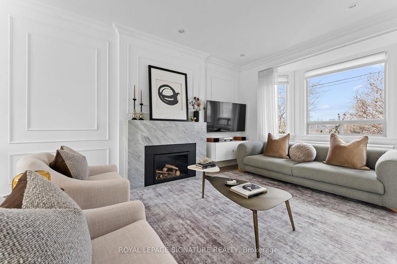 47 Don Valley Dr, Toronto, M4K 2J1 | Image 2