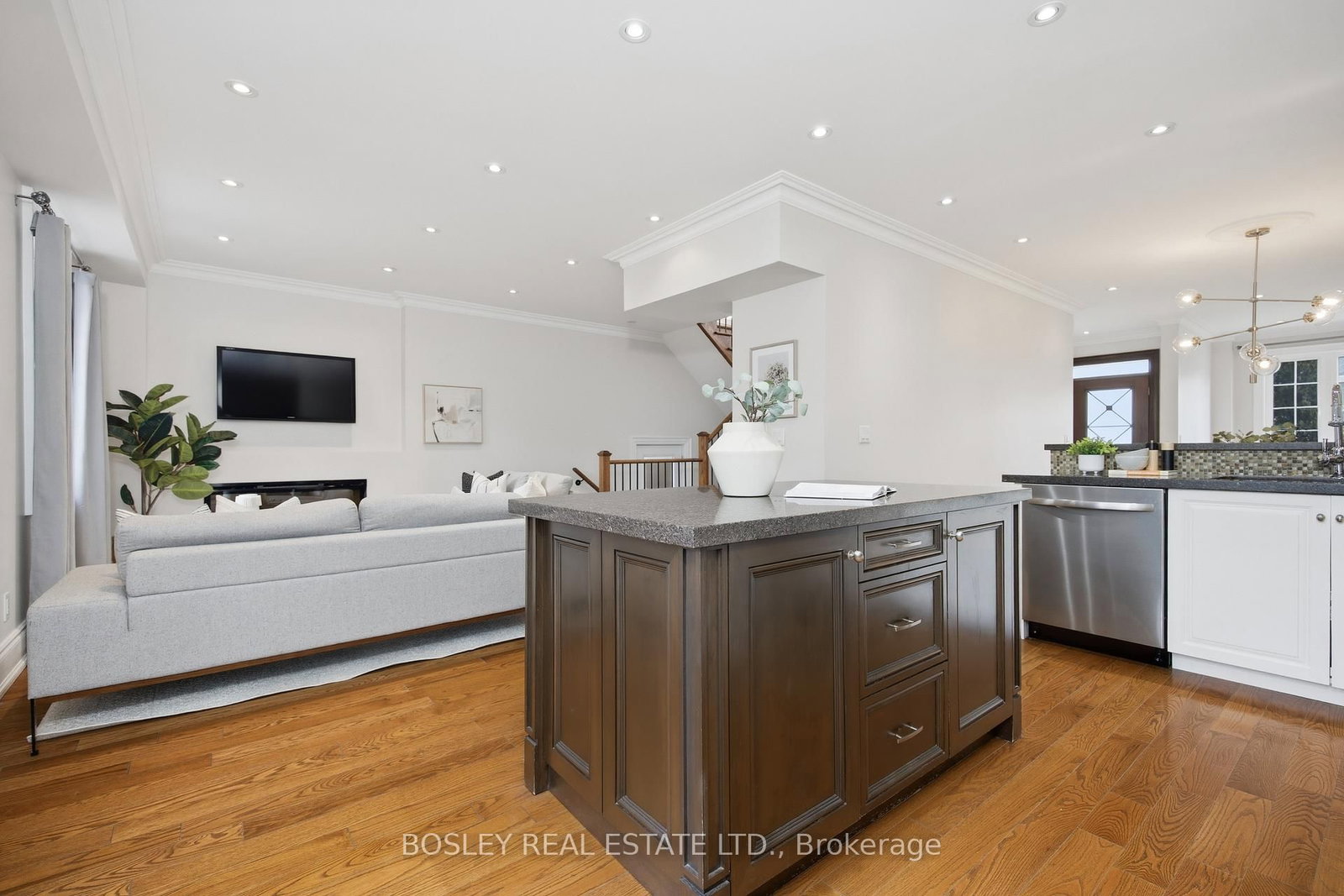 Detached House for sale at 12 Anndale Road, Toronto, Ontario, M1N 1C5 - Birchcliffe-Cliffside - MLS: E13001742