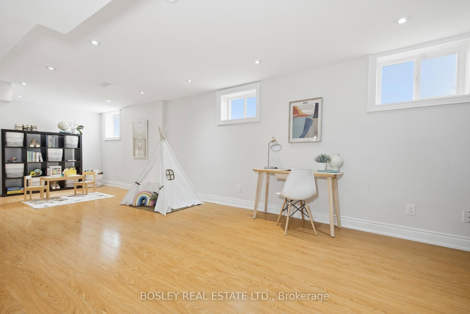 Detached House for sale at 12 Anndale Road, Toronto, Ontario, M1N 1C5 - Birchcliffe-Cliffside - MLS: E13001742