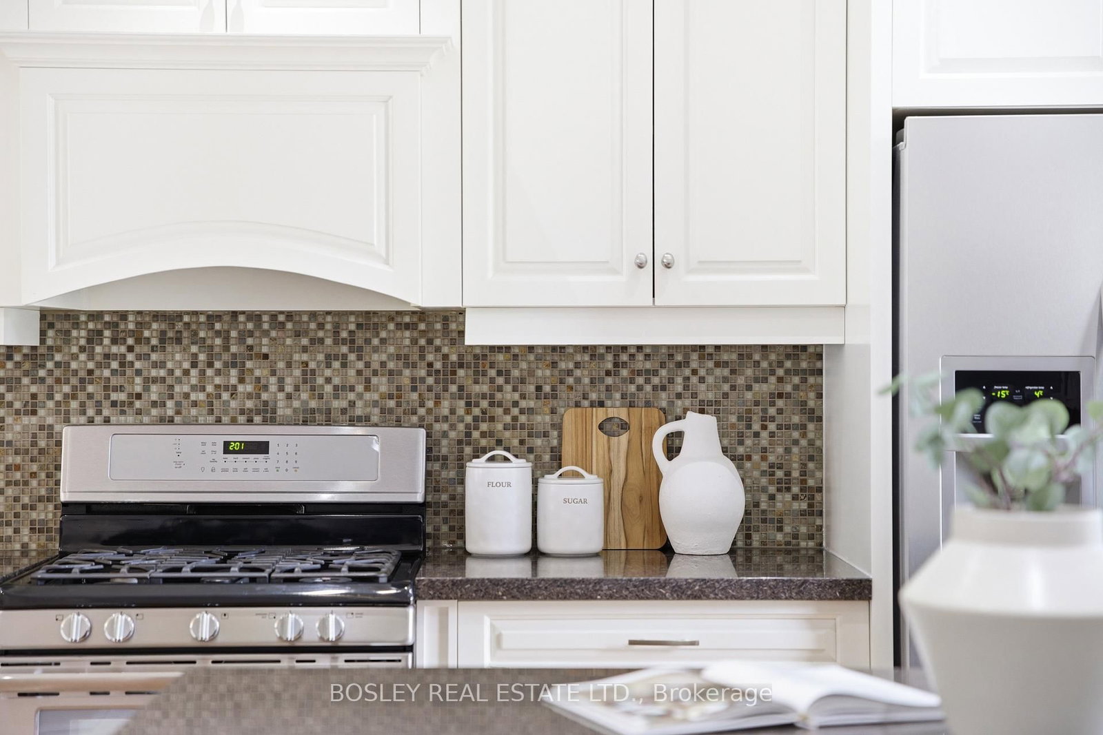 Detached House for sale at 12 Anndale Road, Toronto, Ontario, M1N 1C5 - Birchcliffe-Cliffside - MLS: E13001742