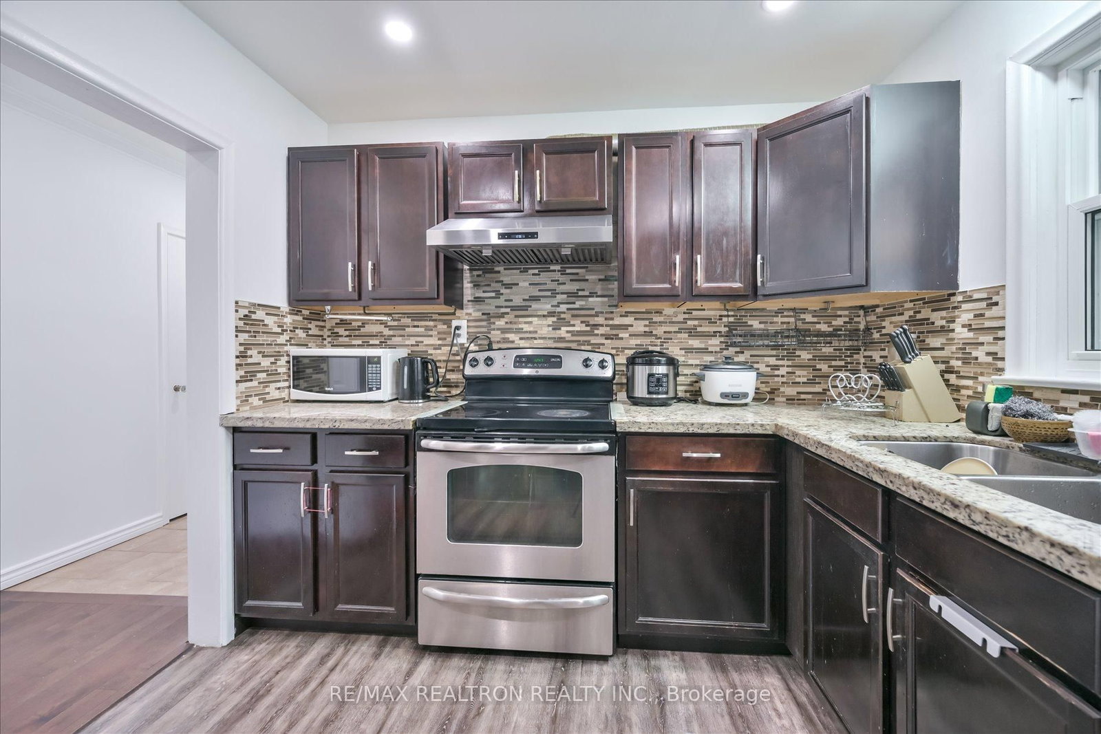 16 Arnprior Road - Photo 10