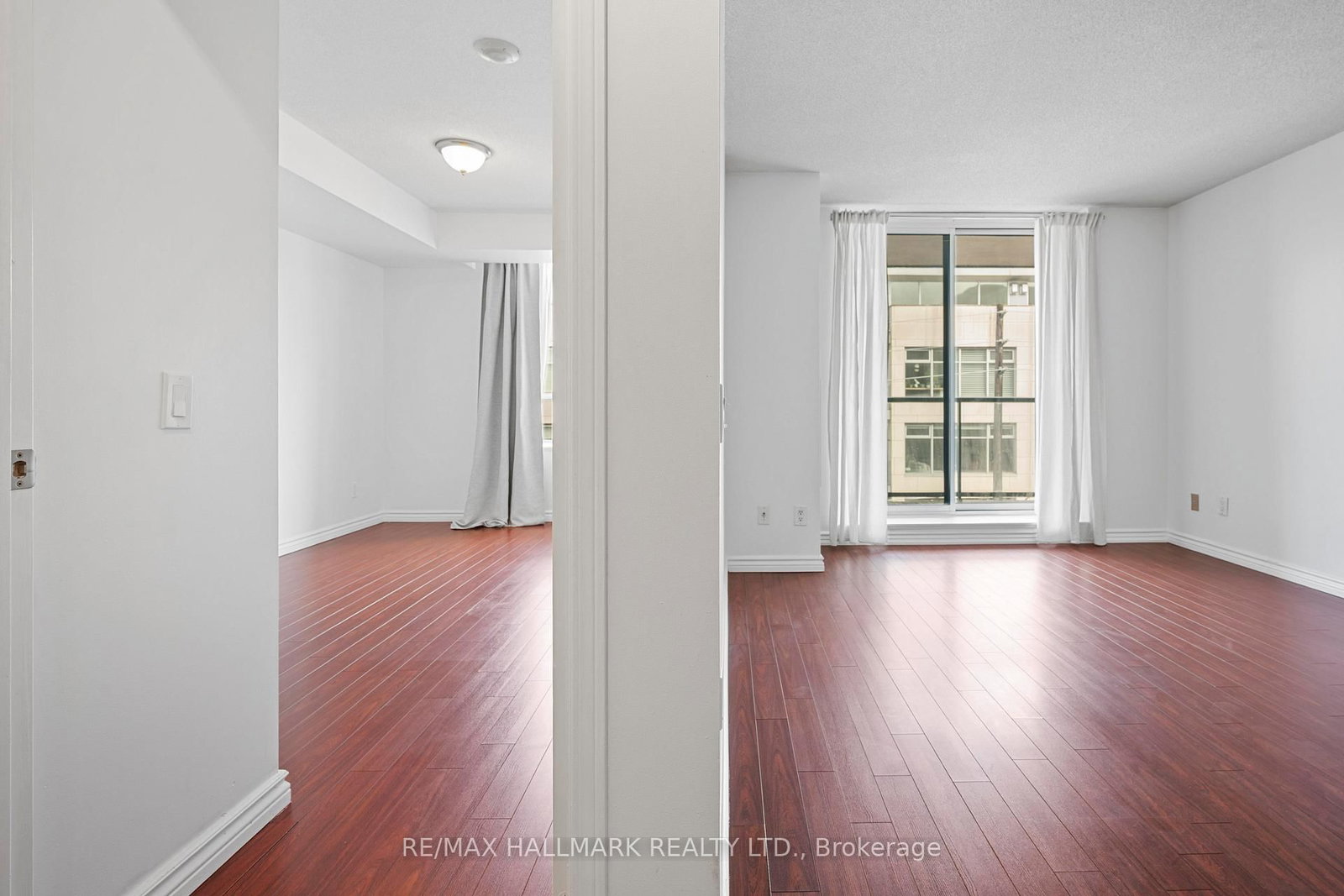 1863 Queen Street E, Unit 406 - Photo 16