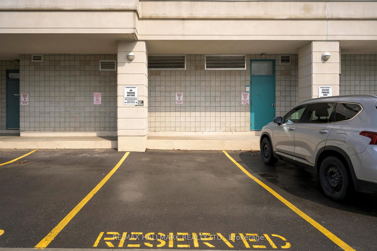 1863 Queen Street E, Unit 406 - Photo 28