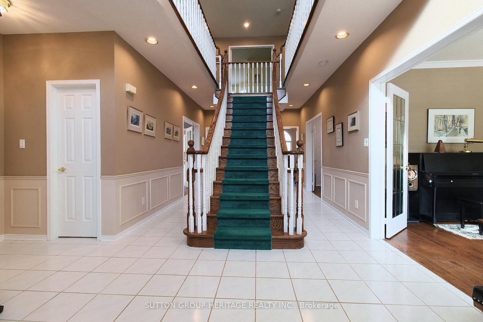 Detached House for sale at 876 Darwin Drive, Pickering, Ontario, L1X 2P8 - Dunbarton - MLS: E13002342