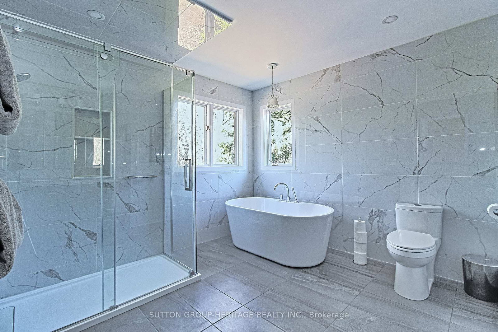 Detached House for sale at 876 Darwin Drive, Pickering, Ontario, L1X 2P8 - Dunbarton - MLS: E13002342