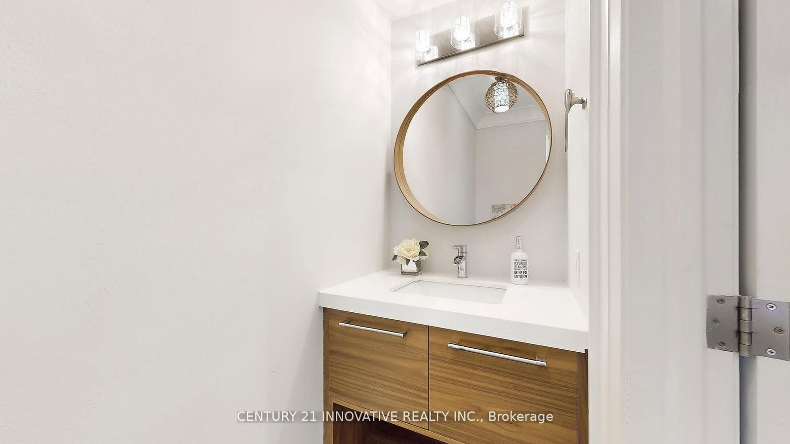 Detached House for sale at 1 Dustan Crescent, Toronto, Ontario, M4J 4G4 - East York - MLS: E13002418