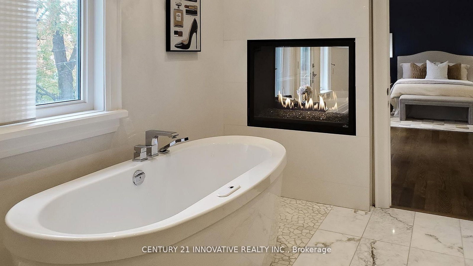 Detached House for sale at 1 Dustan Crescent, Toronto, Ontario, M4J 4G4 - East York - MLS: E13002418