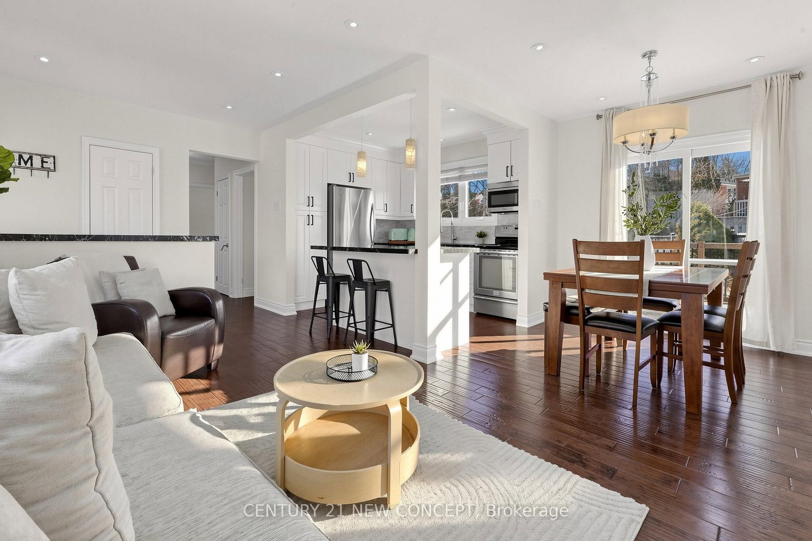 Detached House for sale at 8 Rintella Court, Toronto, Ontario, M1P 3V5 - Bendale - MLS: E13002620