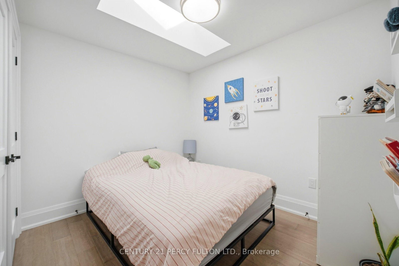 Detached House for sale at 195 Danforth Road, Toronto, Ontario, M1L 3X1 - Oakridge - MLS: E13002712