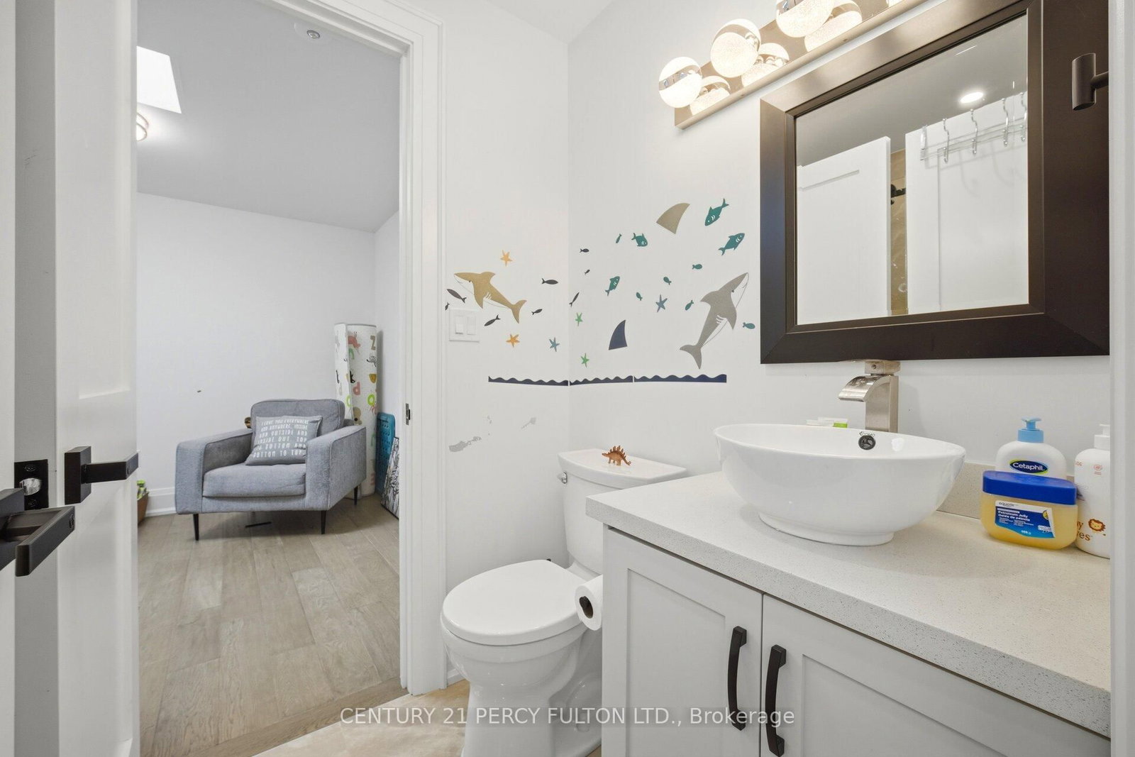 Detached House for sale at 195 Danforth Road, Toronto, Ontario, M1L 3X1 - Oakridge - MLS: E13002712