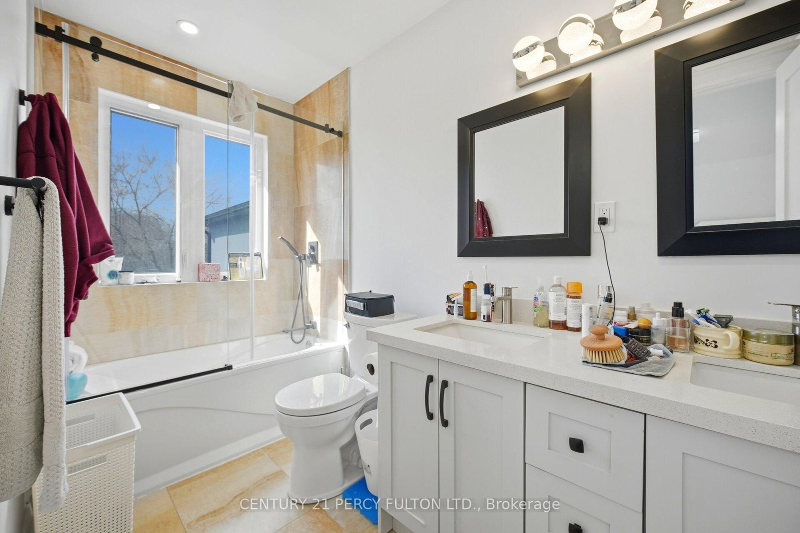 Detached House for sale at 195 Danforth Road, Toronto, Ontario, M1L 3X1 - Oakridge - MLS: E13002712