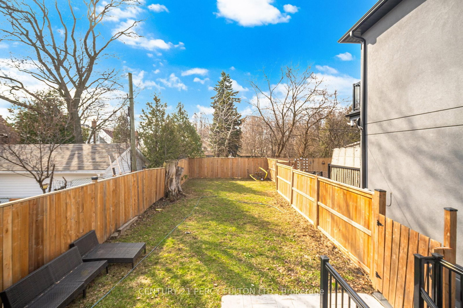 Detached House for sale at 195 Danforth Road, Toronto, Ontario, M1L 3X1 - Oakridge - MLS: E13002712