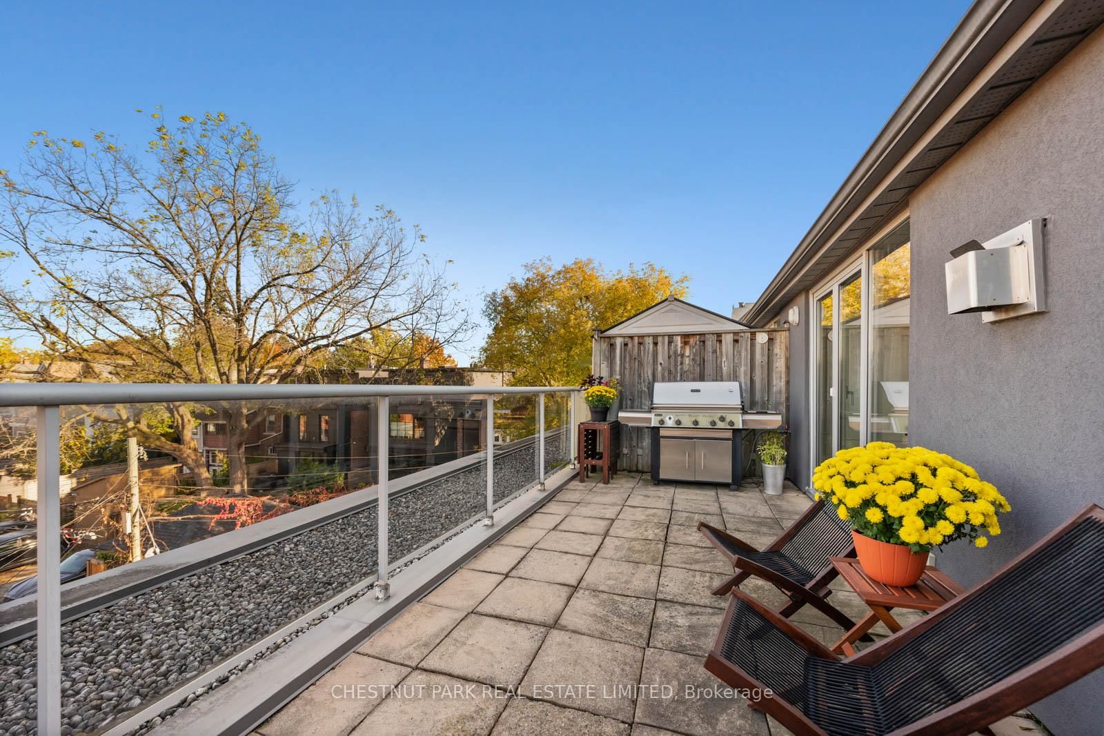 1852 Queen Street E, Unit 304 - Photo 14