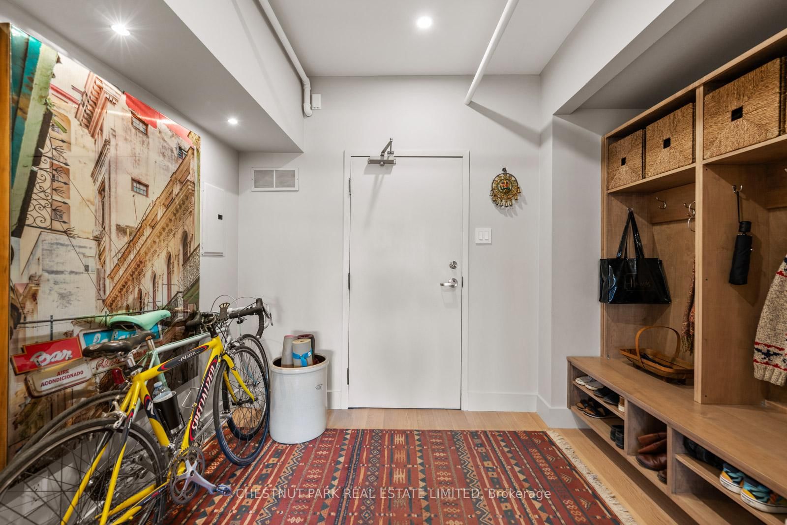 1852 Queen Street E, Unit 304 - Photo 2