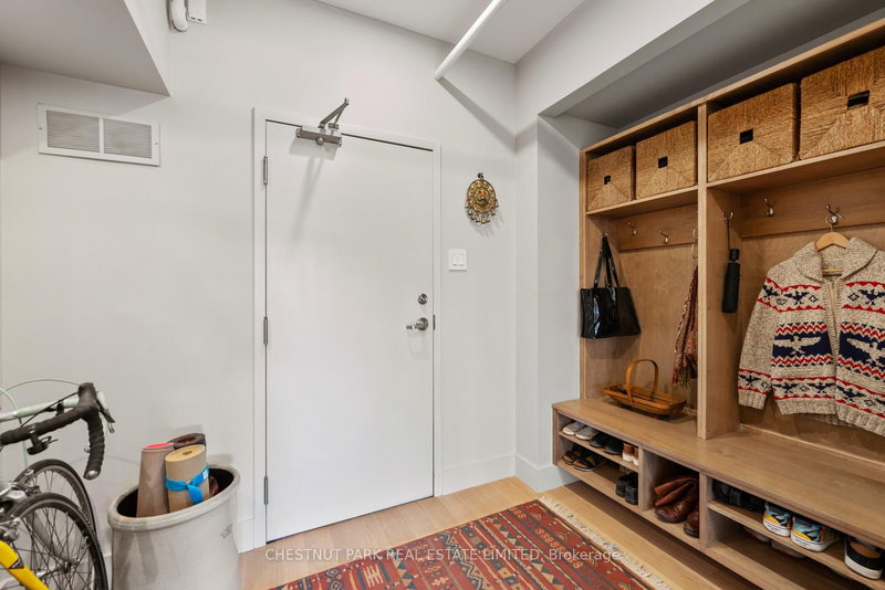 304 - 1852 Queen St E, Toronto, M4L 1H1 | Image 3