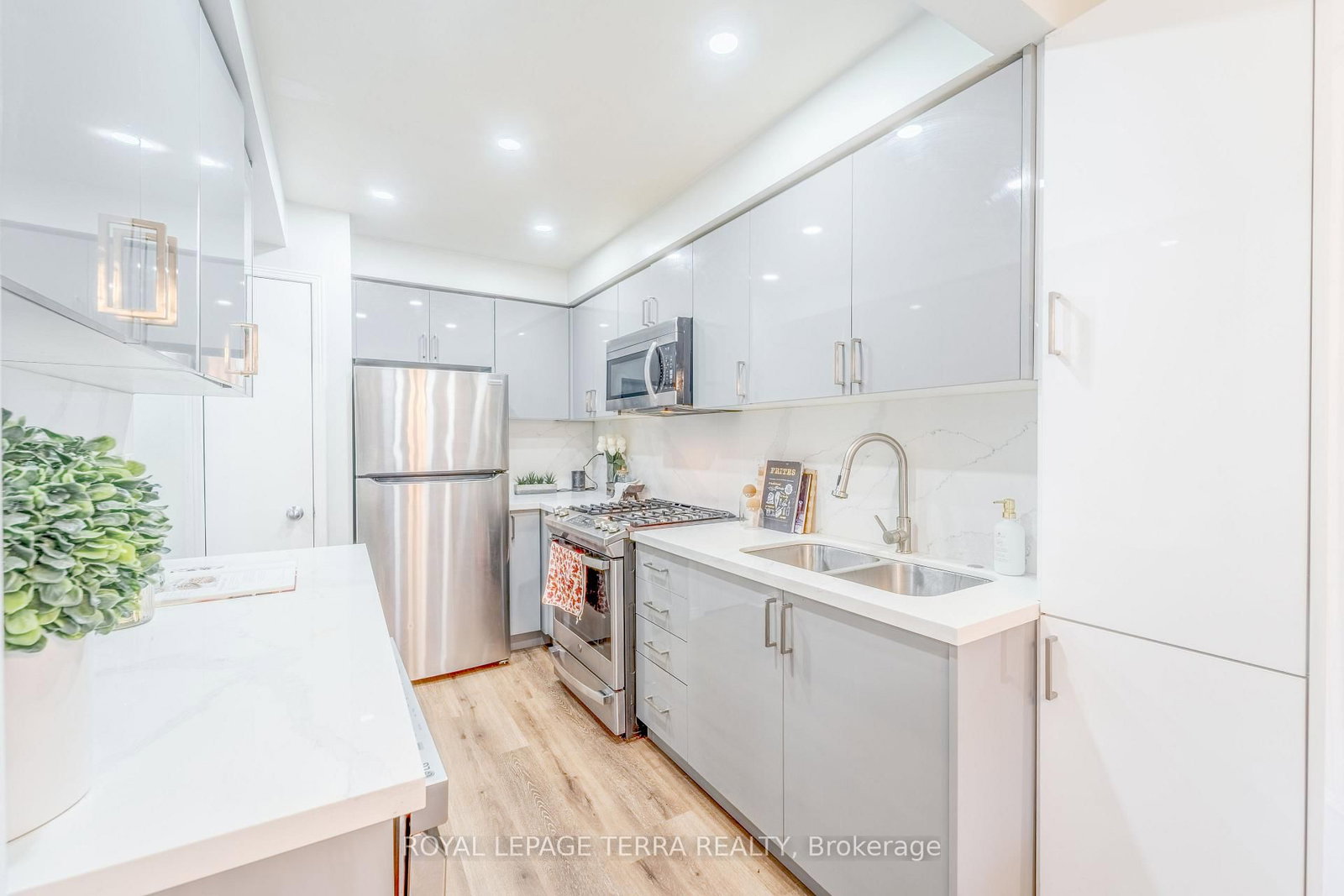 15 Heaver Drive - Photo 10