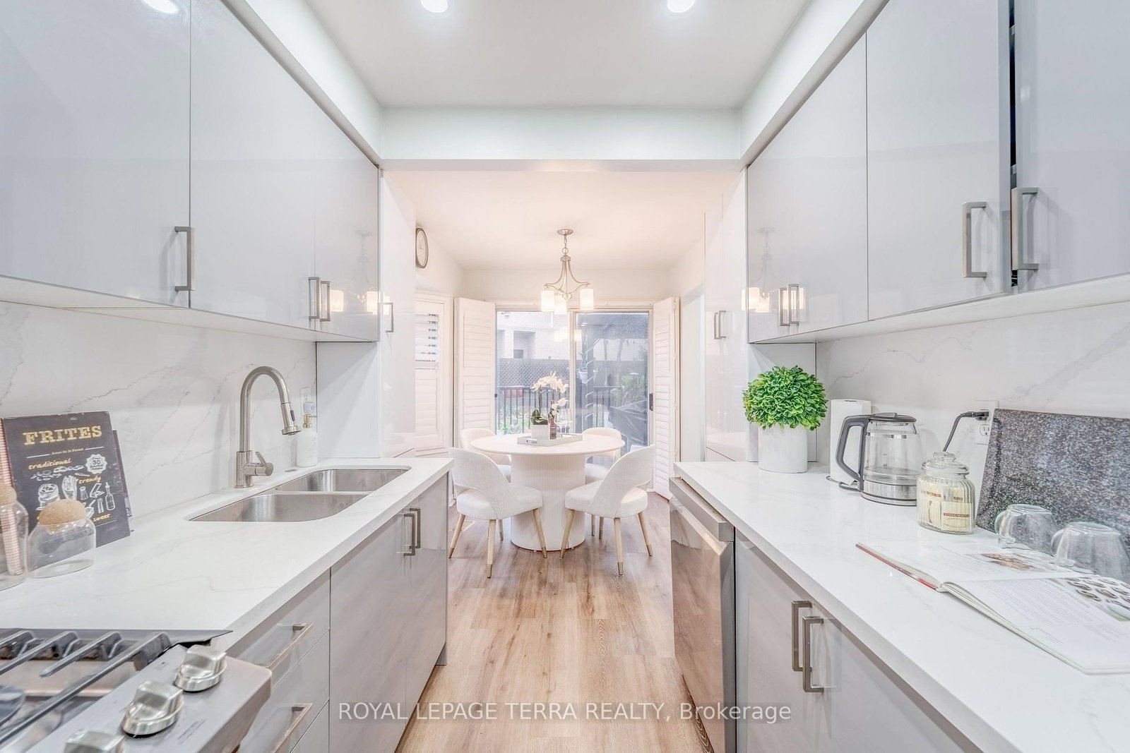 15 Heaver Drive - Photo 9