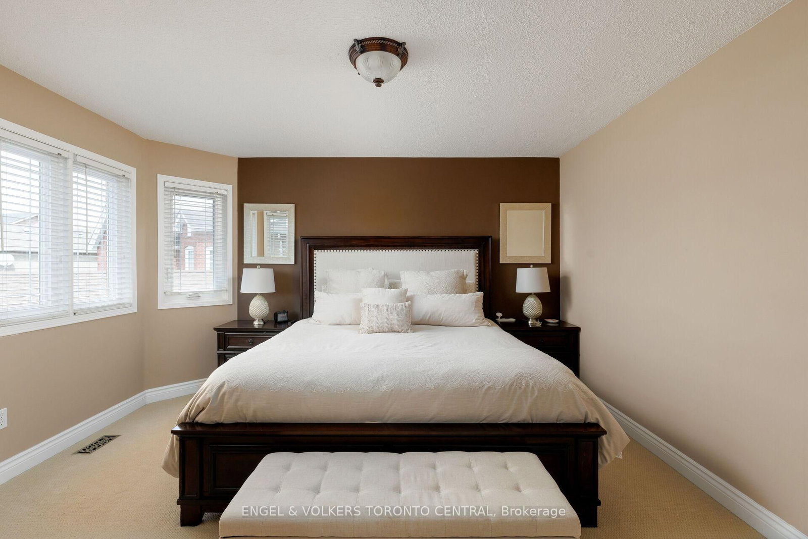 Detached House for sale at 1539 Nipissing Court, Pickering, Ontario, L1V 6T8 - Amberlea - MLS: E13003242