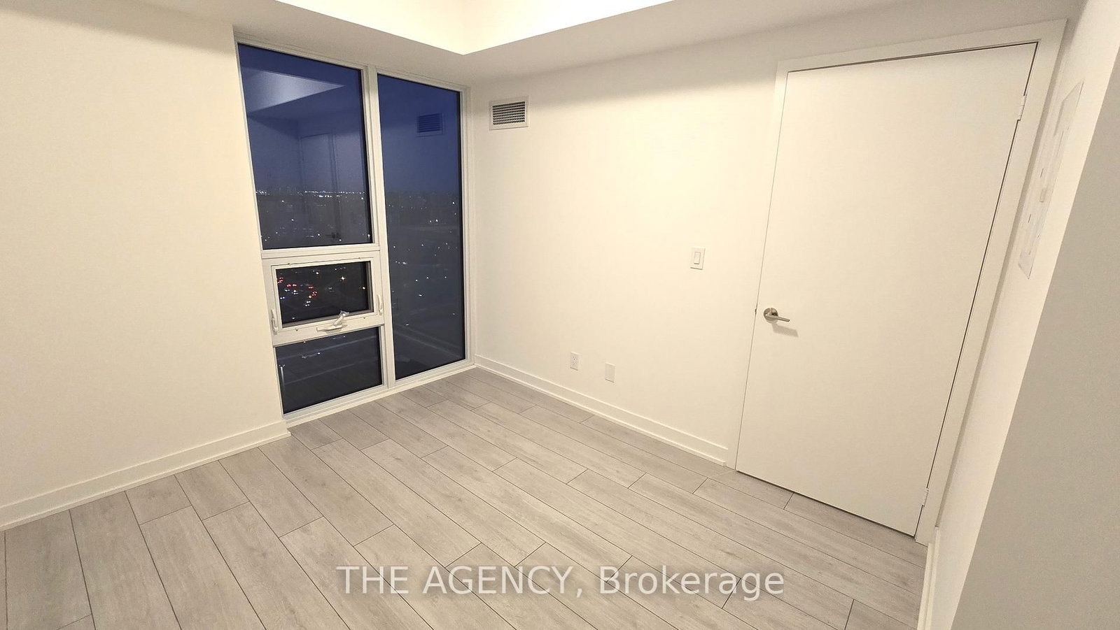 2033 Kennedy Road, Unit 2709 - Photo 13