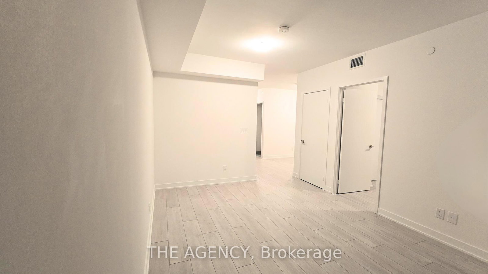 2033 Kennedy Road, Unit 2709 - Photo 15