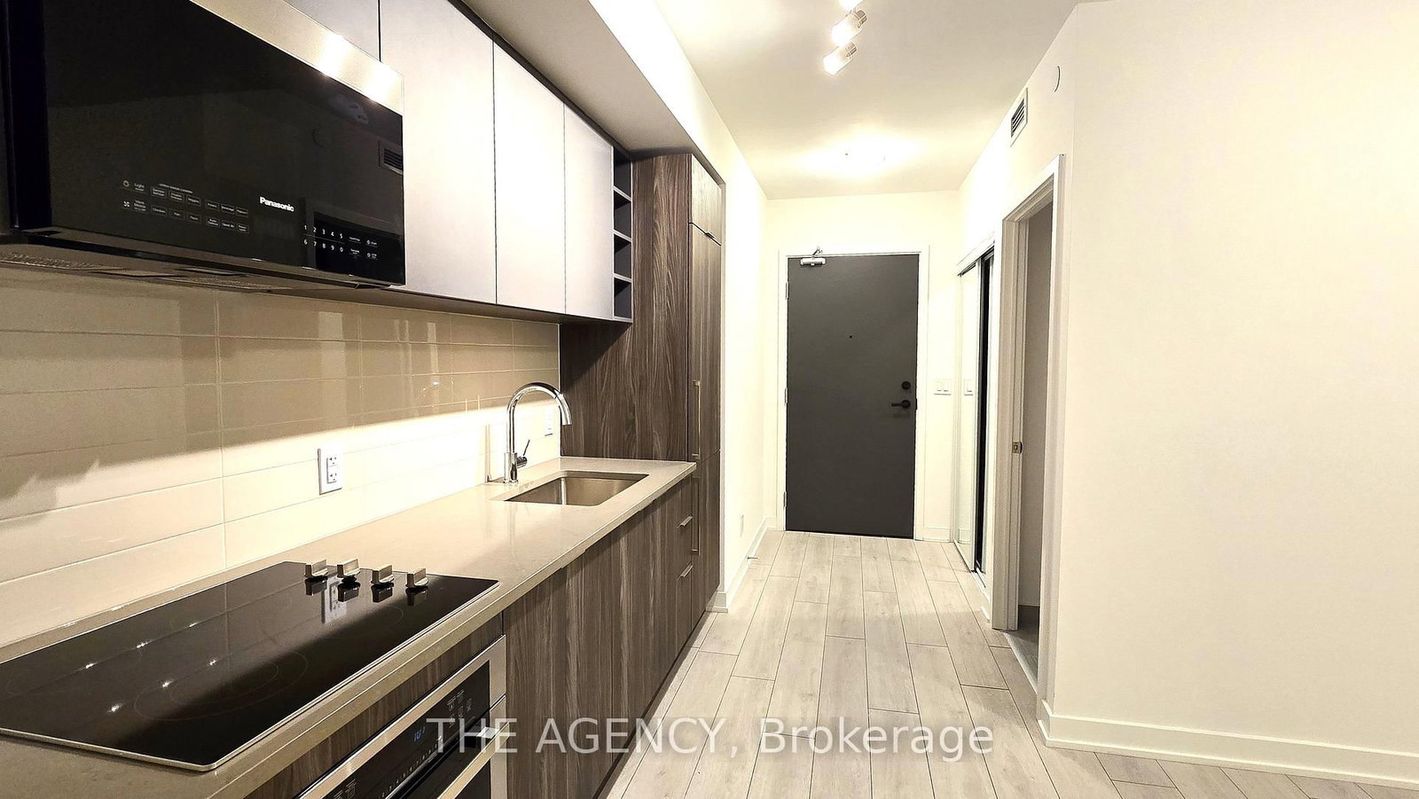 2033 Kennedy Road, Unit 2709 - Photo 8