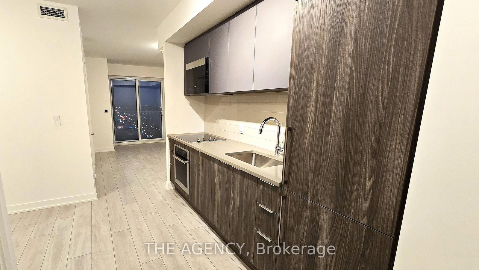 2033 Kennedy Road, Unit 2709 - Photo 9