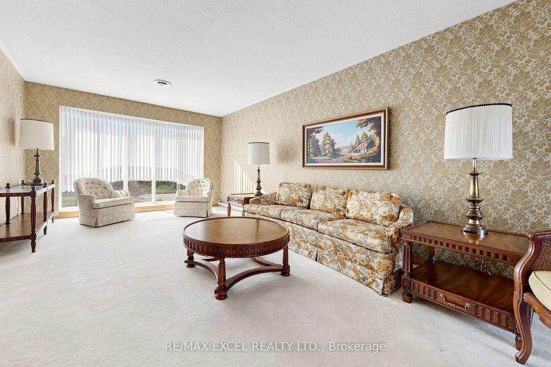 30 WAKEFIELD Cres, Toronto, M1W 2C2 | Image 3