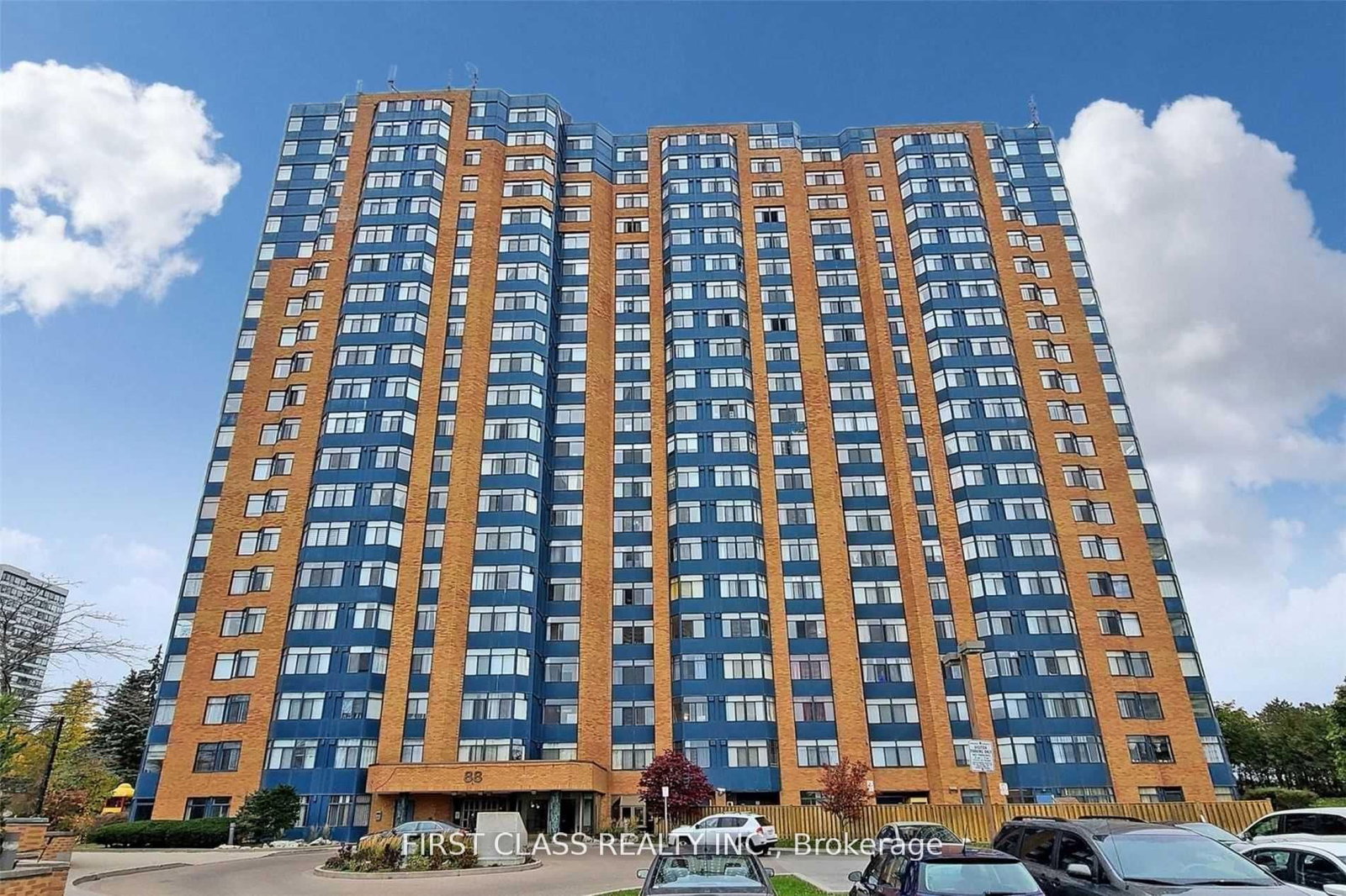 88 ALTON TOWERS Circle, Unit 1101