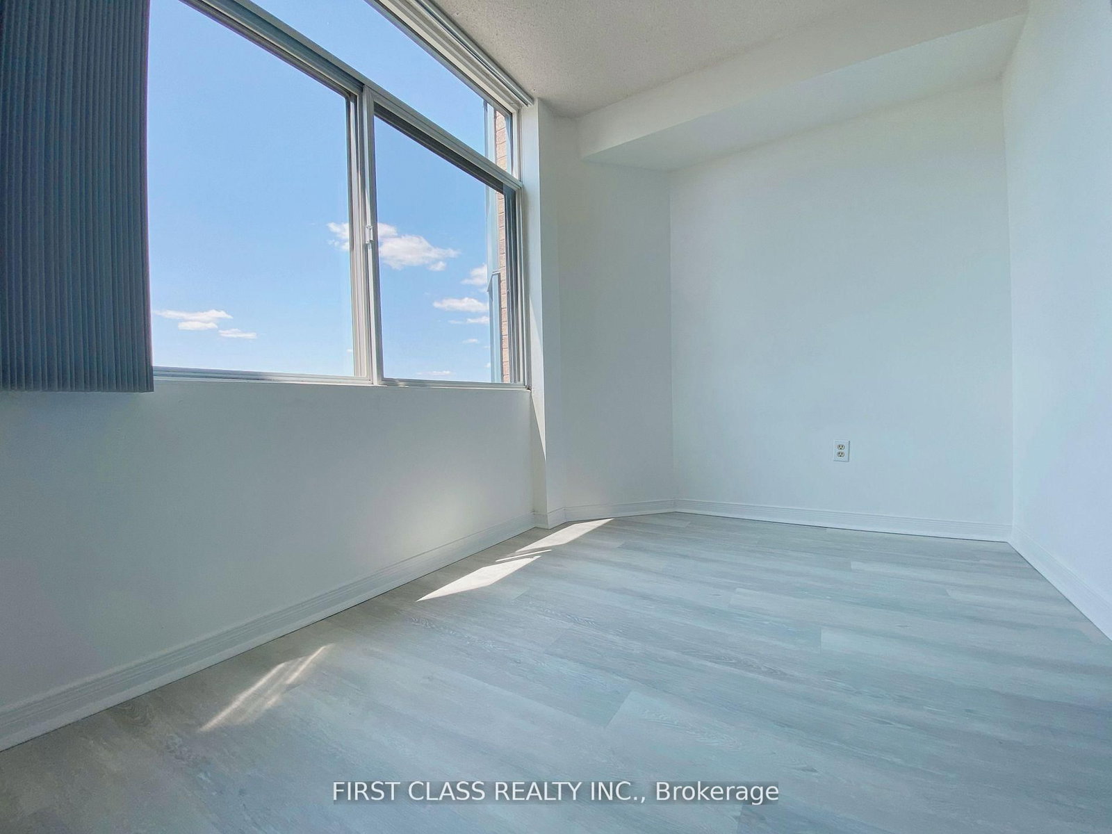 88 ALTON TOWERS Circle, Unit 1101 - Photo 13