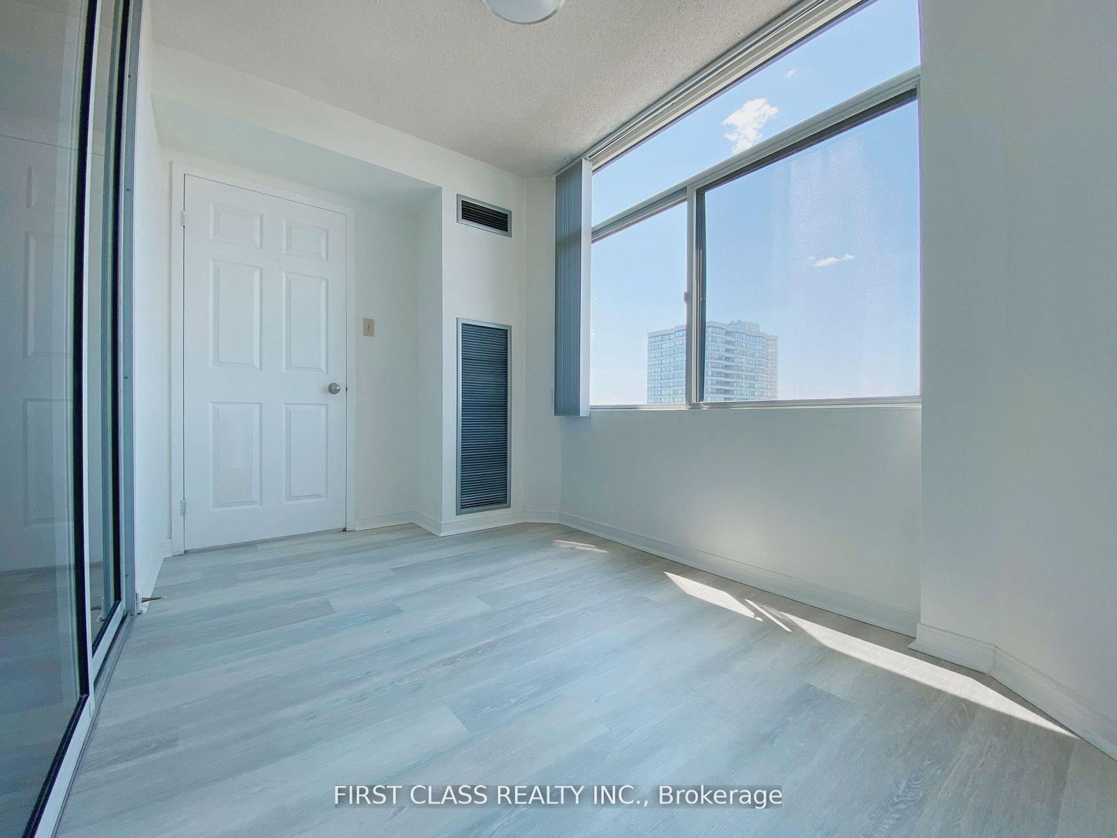 88 ALTON TOWERS Circle, Unit 1101 - Photo 14