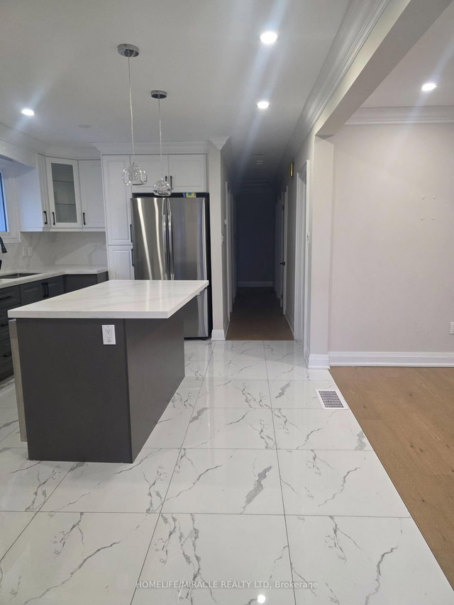 134 Keewatin Street S