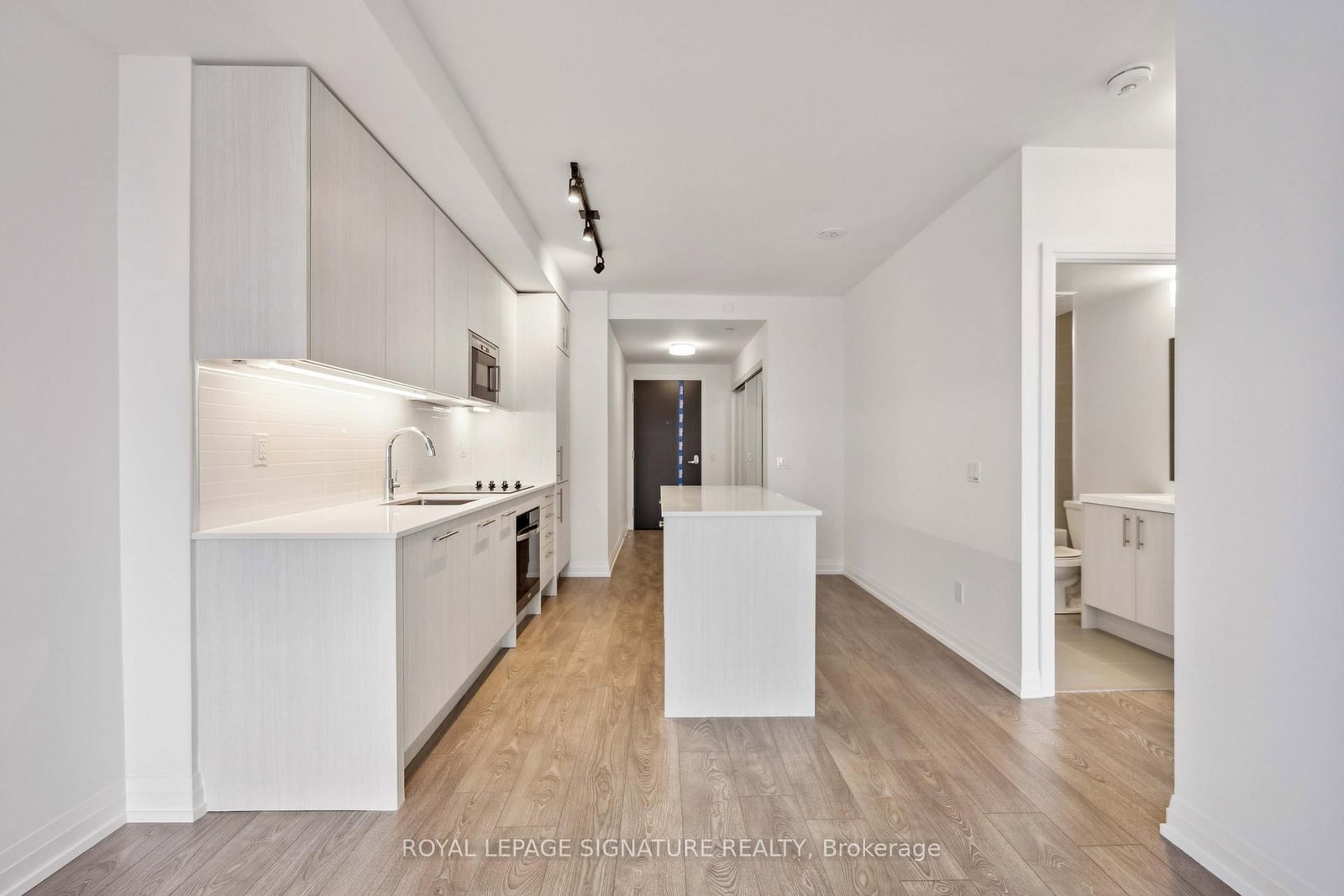 Condo for lease at 2405-286 Main Street, Toronto, Ontario, M4C 0B3 - East End-Danforth - MLS: E13003978