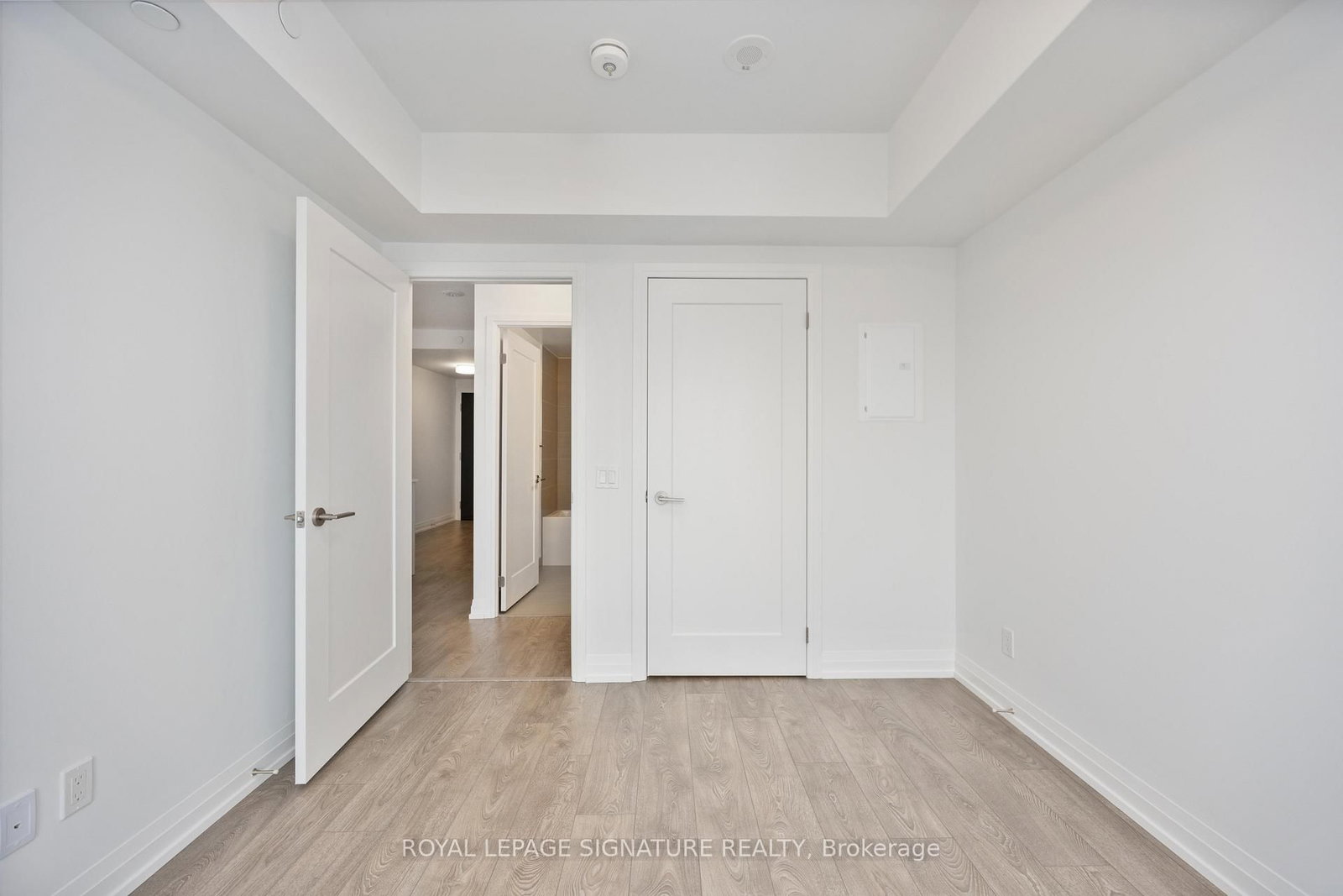Condo for lease at 2405-286 Main Street, Toronto, Ontario, M4C 0B3 - East End-Danforth - MLS: E13003978