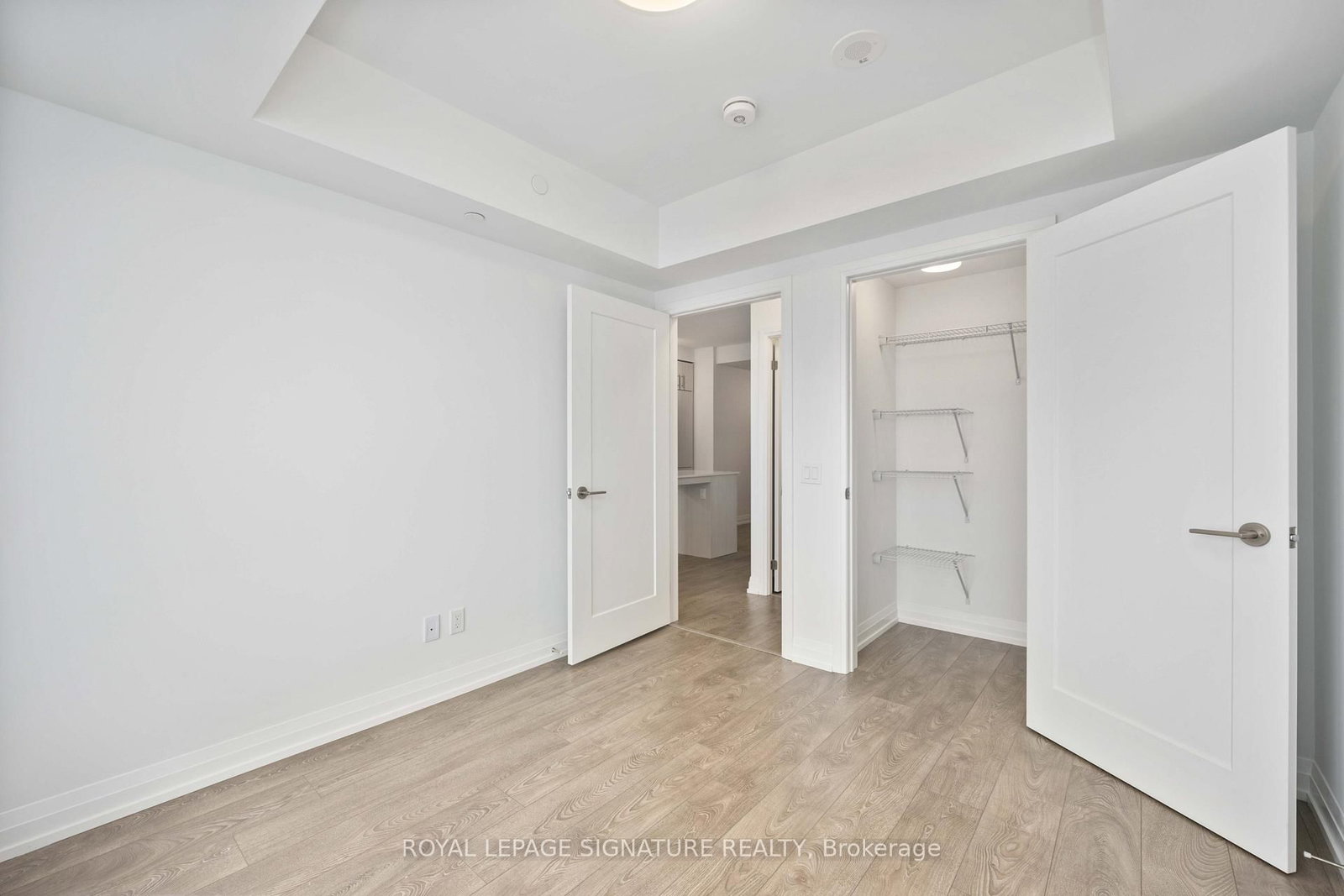 Condo for lease at 2405-286 Main Street, Toronto, Ontario, M4C 0B3 - East End-Danforth - MLS: E13003978