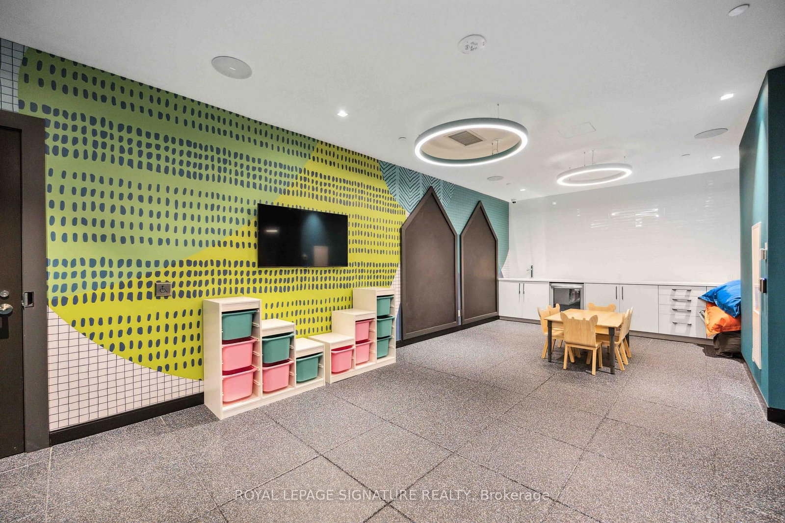 286 Main Street, Unit 2405 - Photo 40