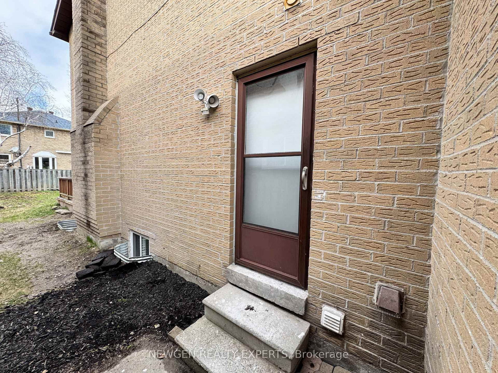 62 Canmore Boulevard, Unit Bsmnt - Photo 14