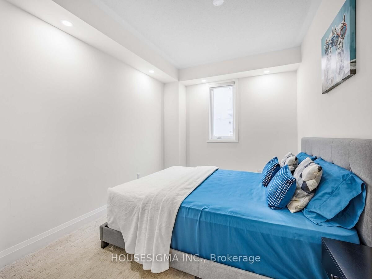 1870 Altona Road, Unit 11 - Photo 14