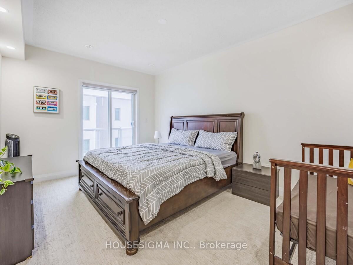 1870 Altona Road, Unit 11 - Photo 18