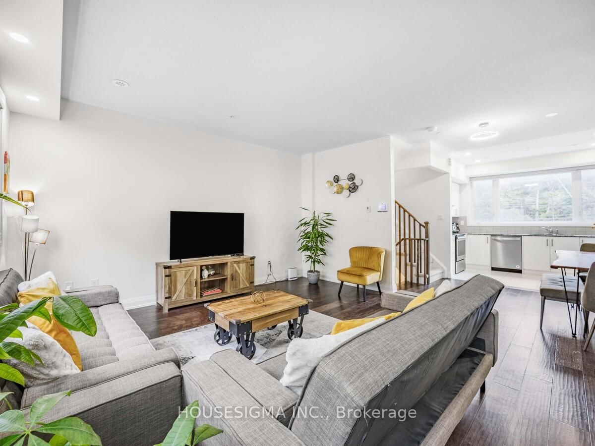 1870 Altona Road, Unit 11 - Photo 6