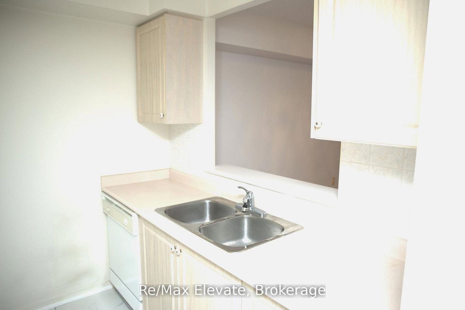 5001 E Finch Avenue E, Unit 1910 - Photo 8